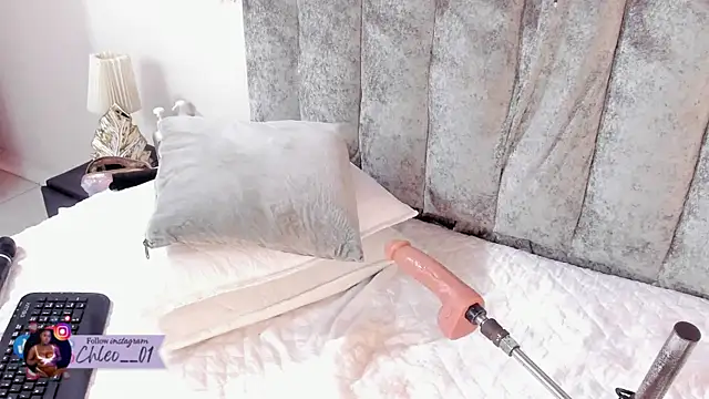 Chleo__'s Live XXX Chat