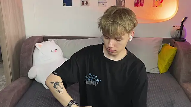 Онлайн чат XXX metarion