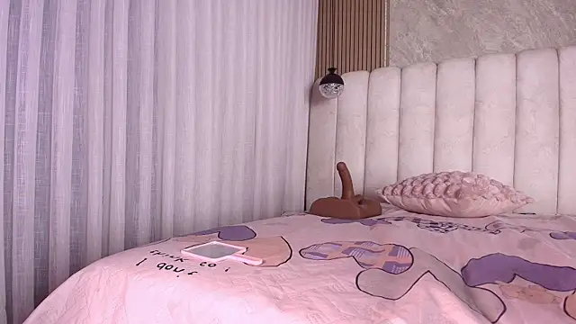 دردشة celeste_moonx الجنسية المباشرة