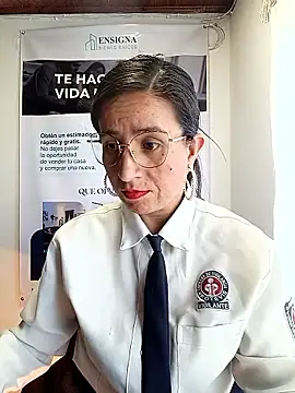 Valentina--1's Live XXX Chat