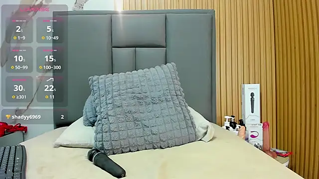 KORINASANTOS 现场XXX聊天