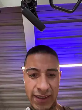 willclayy Show in webcam