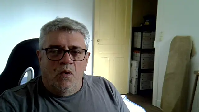 Chat XXX en directo de Laurent_oldmen