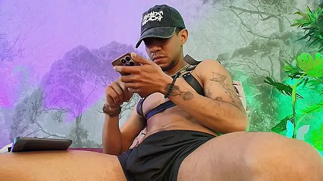 Milan_coopers – Naživo XXX chat