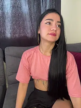 Dakota-fire's Live XXX Chat