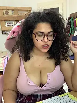 Chat XXX en directo de Curvydesifromgermany