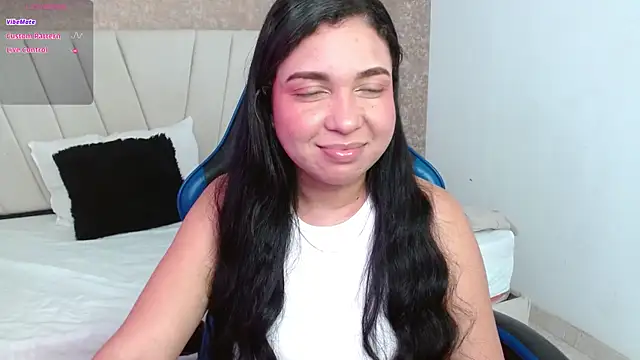 Chloe_Brown2's Live XXX Chat