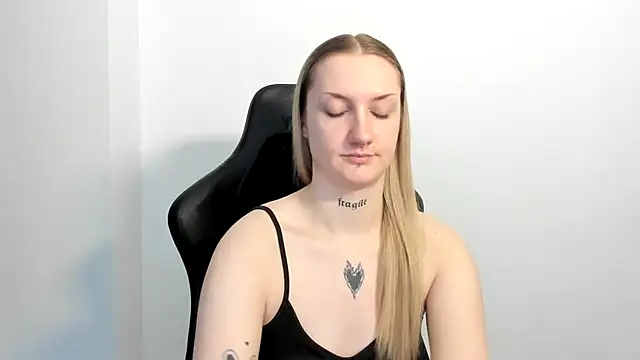 AlexaTease's Live XXX Chat