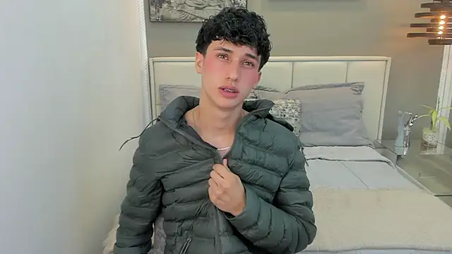thom_ames' Live XXX Chat