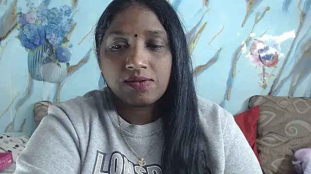 Indian_tracy – Live XXX-chat