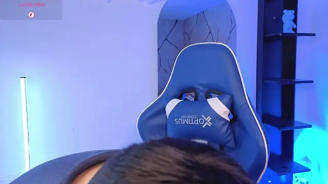 JamesCr_ webkamerás műsora