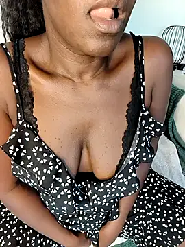 Chat XXX en directo de LizaShowX