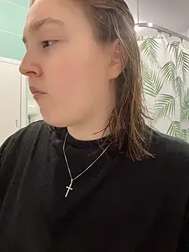 CharmingVikii Live XXX-chat