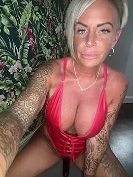 Chat XXX en directo de Big-Tits696969