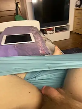 Elian-Luca Chat XXX live