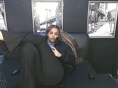 IndianMila Live XXX-chat