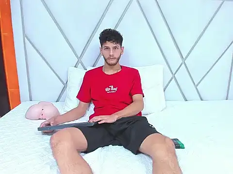 Chat XXX en directo de CHRIS_GREY