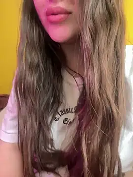 Онлайн чат XXX Elinatiranda