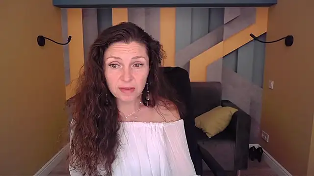 Chatroom XXX en direct de EllaLong