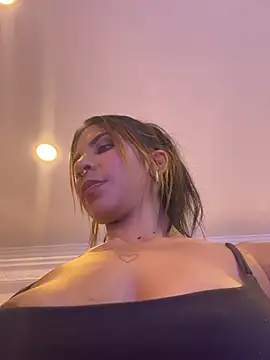 VioletaHills_'s Live XXX Chat
