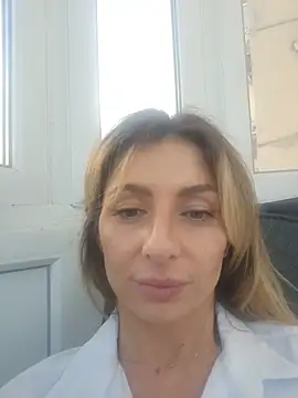 SofiaLace Chat XXX live