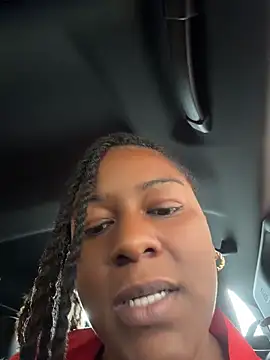 GirthGoddessCoco élő XXX-chatje