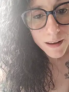 Chat +18 de SofiaMori ao vivo