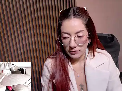 MissOffice_'s Live XXX Chat