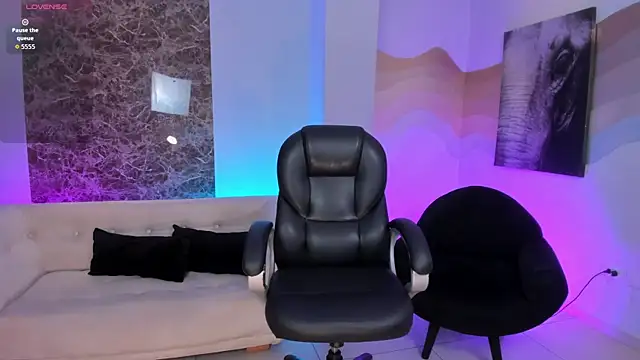 دردشة MorganHicks الجنسية المباشرة