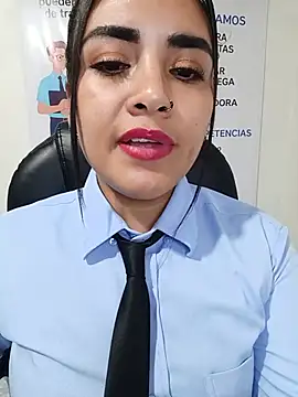 MAYE__13's Live XXX Chat
