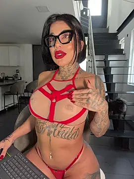 XXX chat uživo modela milaivanova