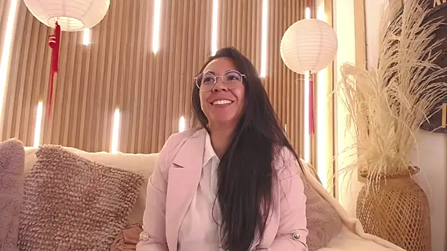 Chat XXX ao vivo de Velvet_Curly