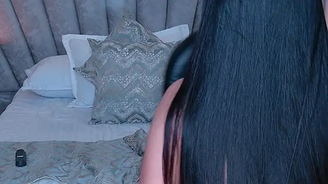 دردشة Layla_Breezee الجنسية المباشرة