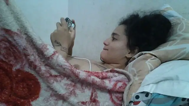 Chatroom XXX en direct de girl_tits
