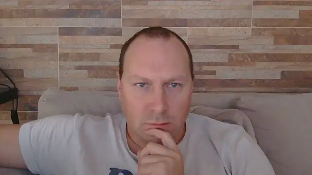 XXX chat uživo modela lustonfan