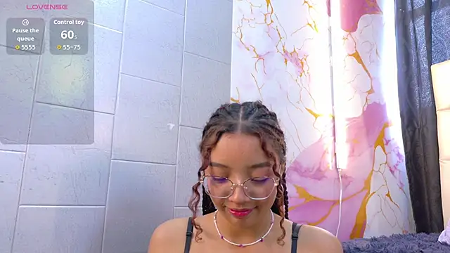 angeline_scotn Live XXX chat