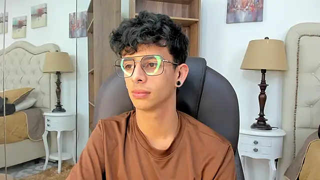 Ibratxandy's Live XXX Chat