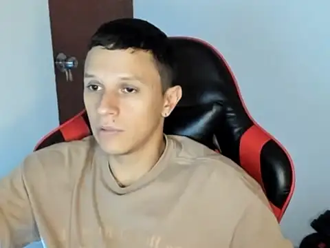 Chat XXX ao vivo de Masterdave7