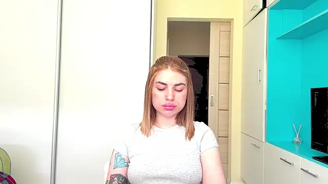 Chat XXX en directo de CasseyParnes
