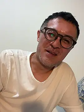 vansumi 即時 XXX 聊天