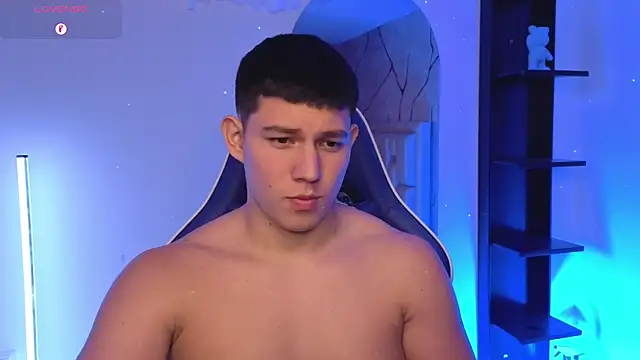 JamesCr_'s Live XXX Chat