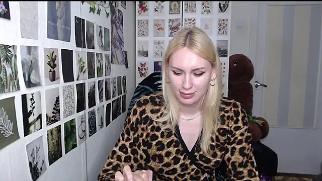 CapriScorpion Chat XXX live
