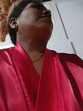 XXX chat uživo modela ELLA_KELLY