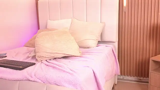 KimSensual_ Chat XXX live