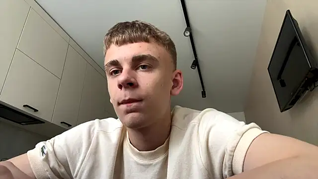 XXX chat uživo modela SoloFury