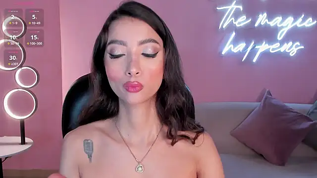 ValeriaVelvet 现场XXX聊天