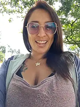 Chat XXX en directo de VALERY-94
