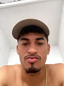 Ares_DAMM's Live XXX Chat