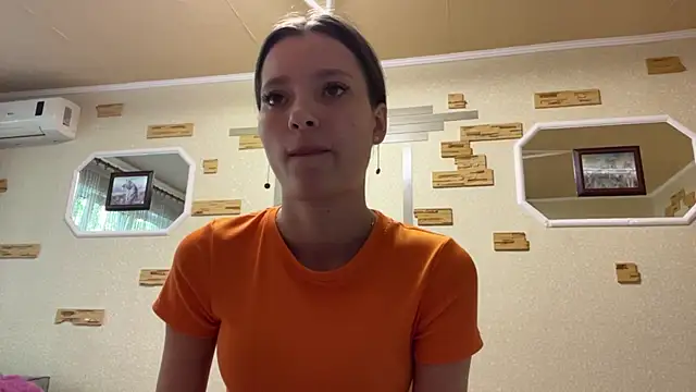 VersedFiend Chat XXX in diretta