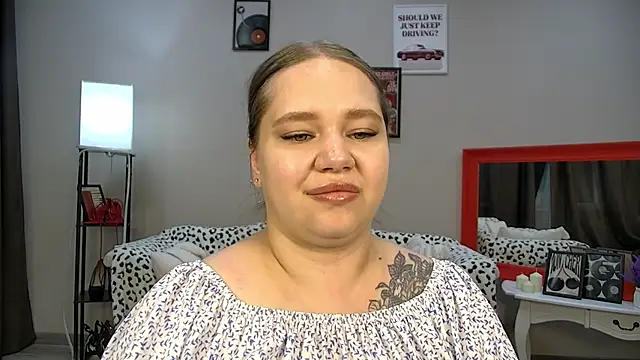 Chat +18 de DianaKristol ao vivo